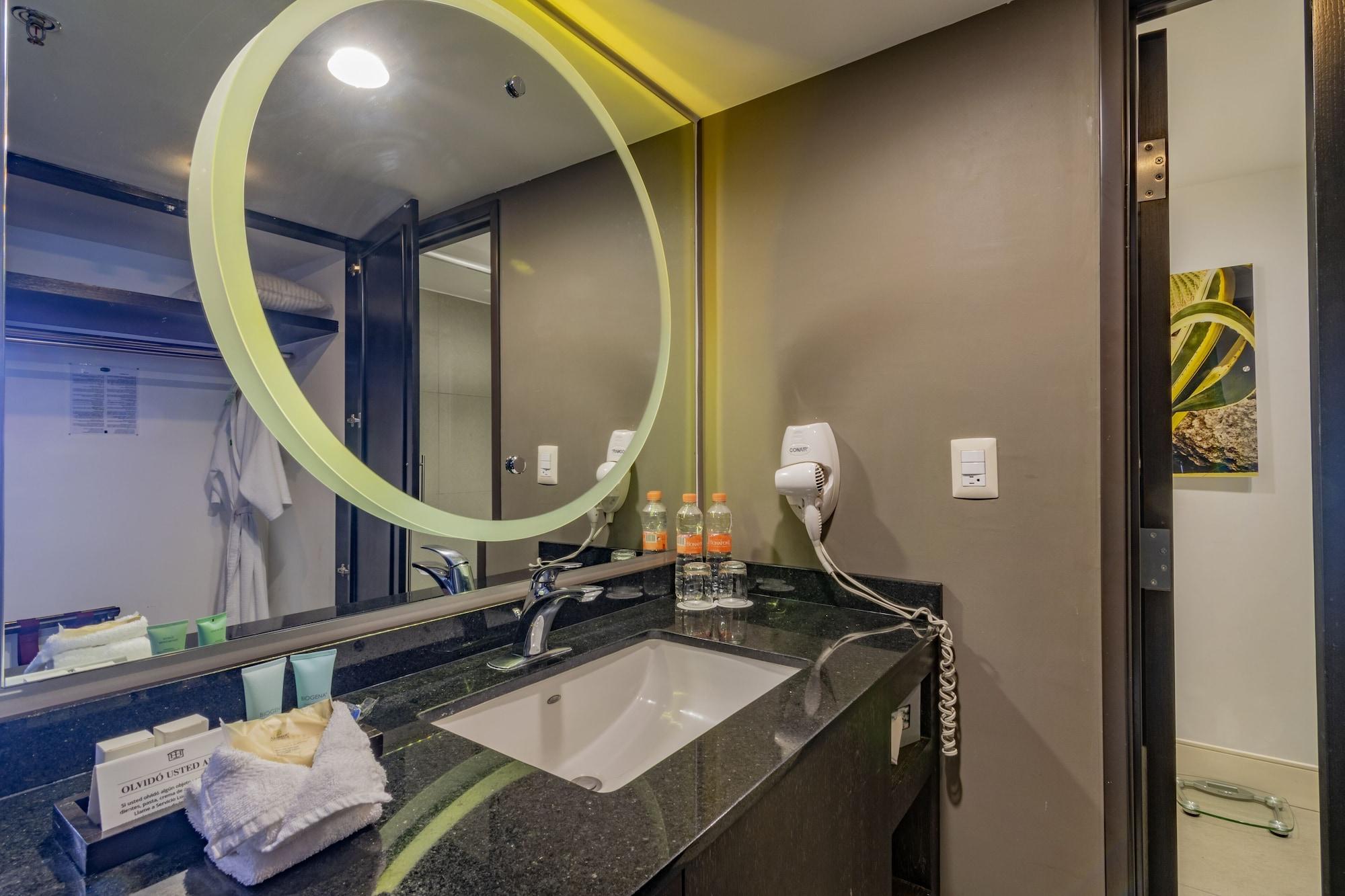 Hotel Lucerna Σιουδάδ Χουάρες Εξωτερικό φωτογραφία